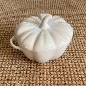 White Pumpkin-Shaped Ceramic Dish